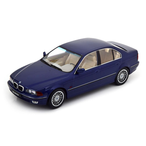 BMW 540i E39 Saloon 1995 Модель 1:18 Синий