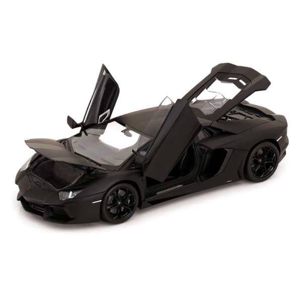 Lamborghini Aventador LP700-4 2011 Модель 1:18 Черный