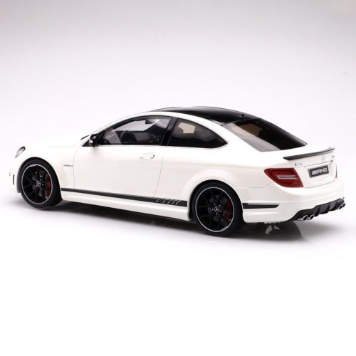 Mercedes-Benz C63 AMG 2014 Модель 1:18 Белый