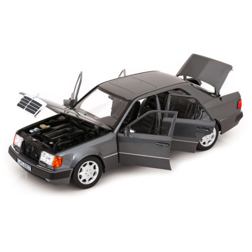 Mercedes-Benz 500E W124 1990 Модель 1:18 Серый