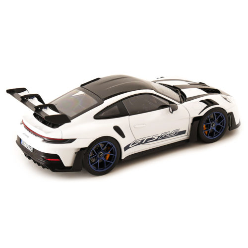 Porsche 911 GT3 RS Weissach Package Модель 1:18 Белый